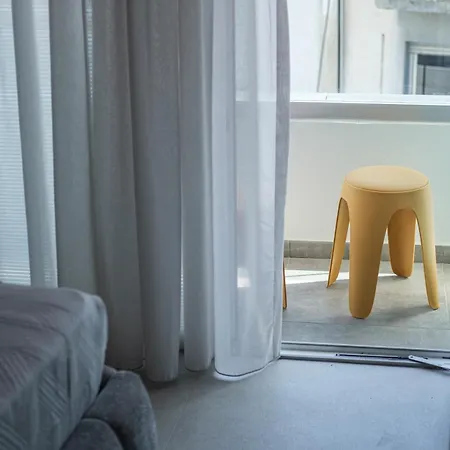 Fatcow Centre Aparthotel Larnaca