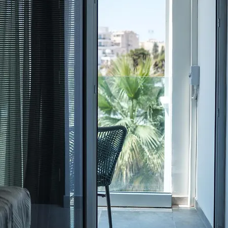 Fatcow Centre Hotel apartamentowy Larnaca